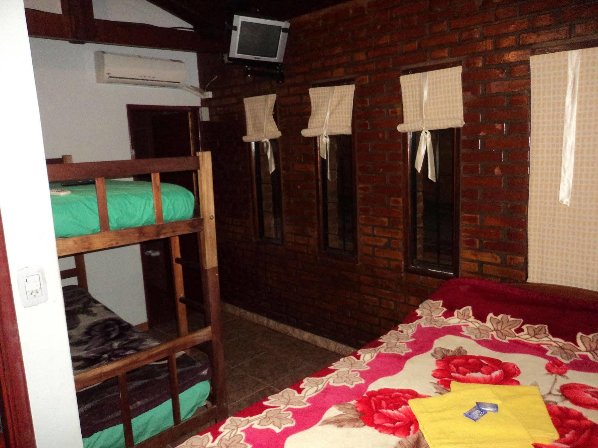Iguazu Rey Hostel 푸에르토이과수 외부 사진
