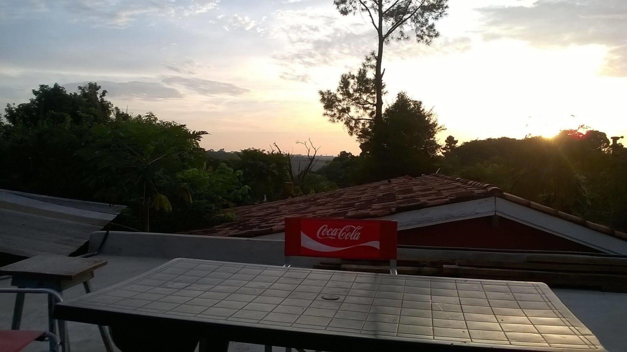 Iguazu Rey Hostel 푸에르토이과수 외부 사진